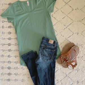 American Eagle skinny jeans